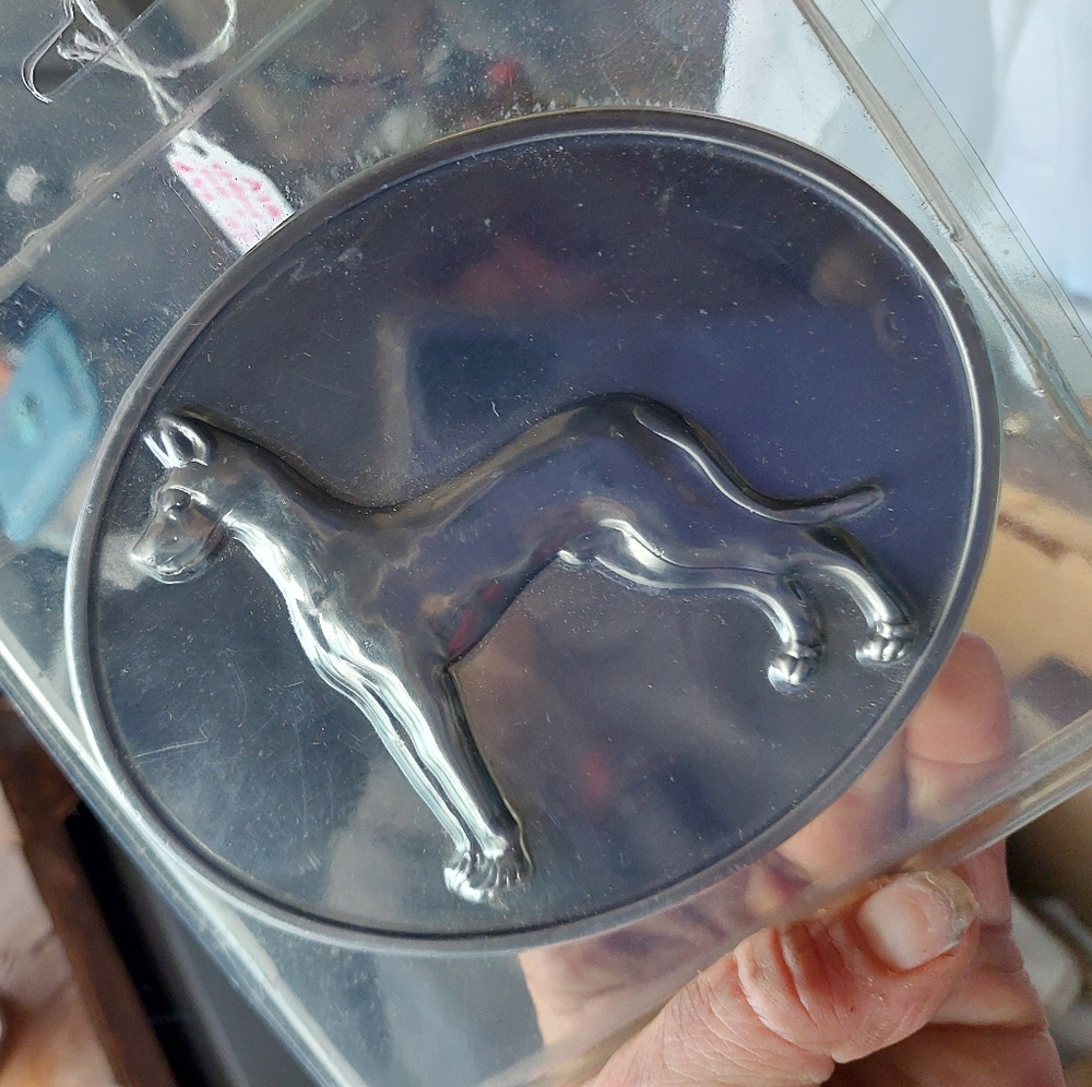 Great Dane emblem